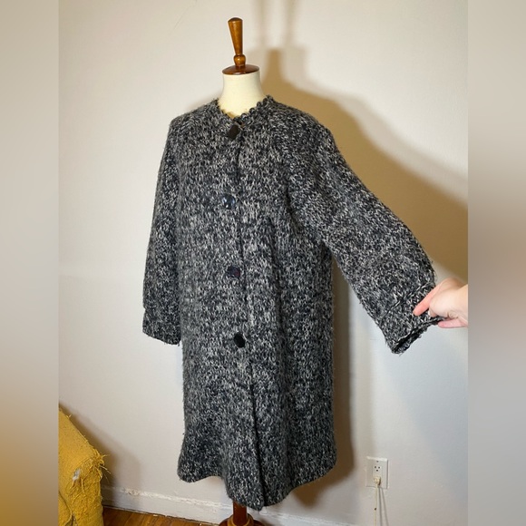 60s VTG Heather Grey Winter Coat - Picture 5 of 16